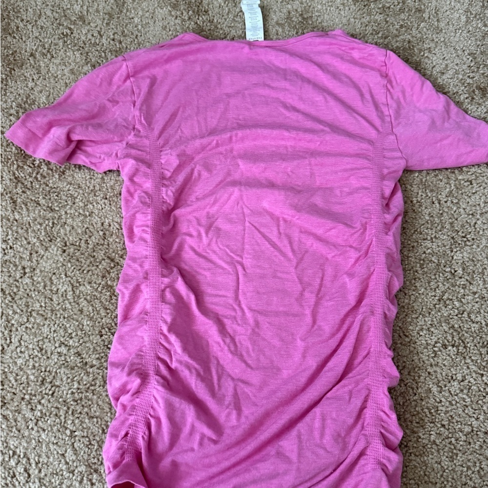 Fabletics Pink Tee - Picture 4 of 5